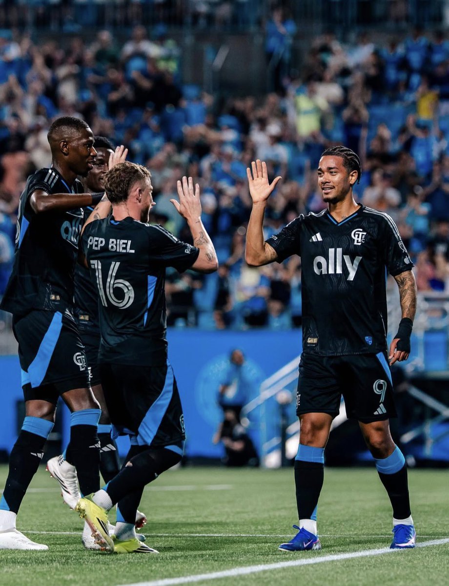 CLTGuide tweet media