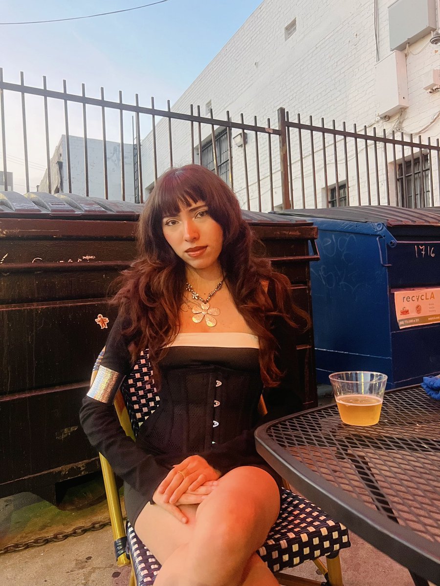 koowlim's tweet photo. peso pluma concert night 🇲🇽🖤 https://t.co/ICTCqRW2F6