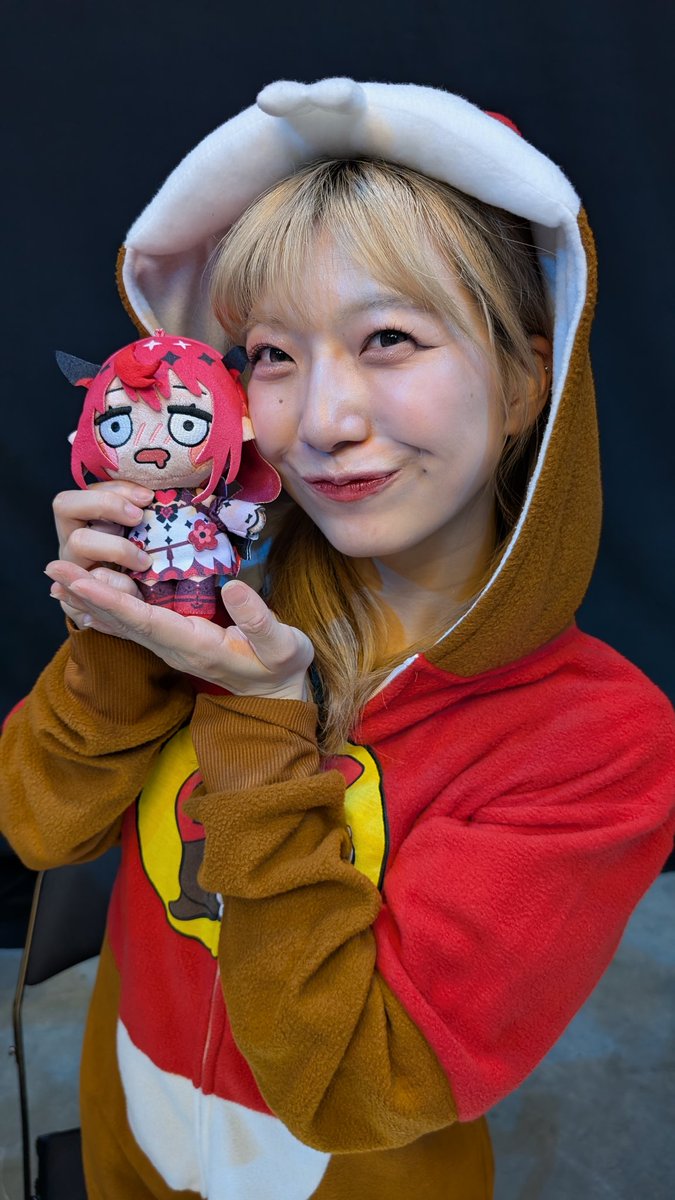 Micoolman's tweet image. This pic of @harajuku_tjpw came out so well!!! Both my wrestling and vtuber oshis together ♥️ #tjpwUSA #IRyS