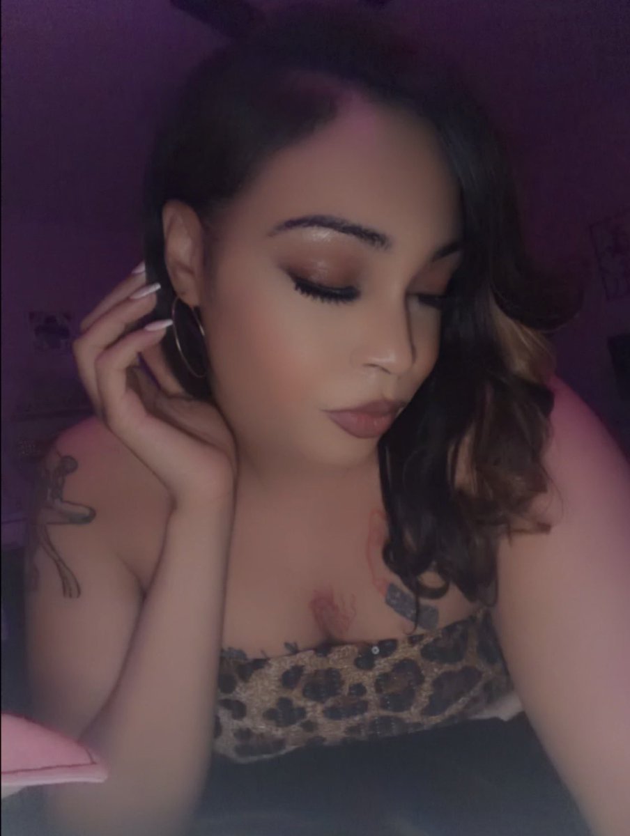 Ts Foot Goddess 👣👅👸🏼 tweet media