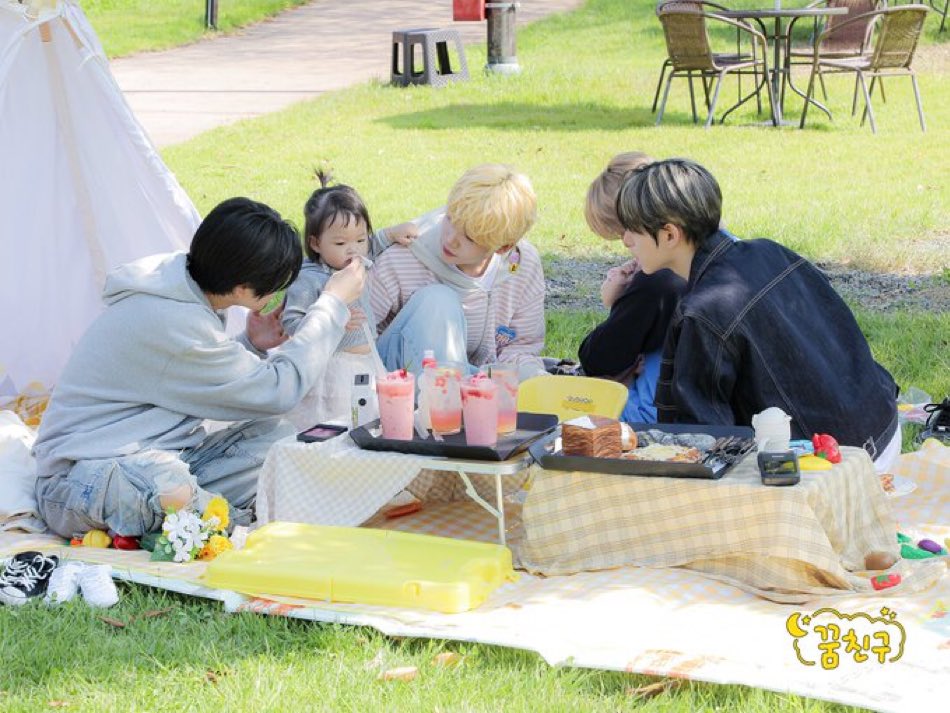 acervo close your eyes tweet media