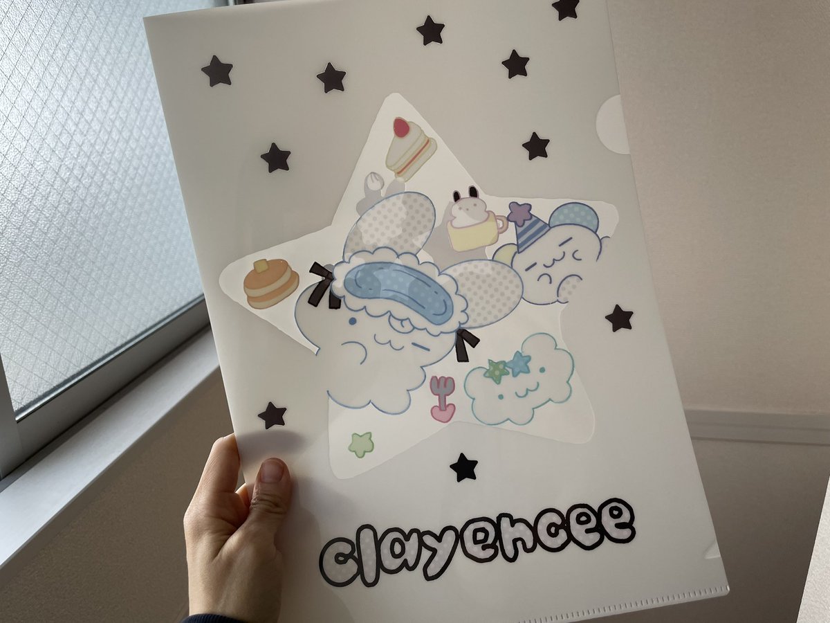 clayencee tweet media