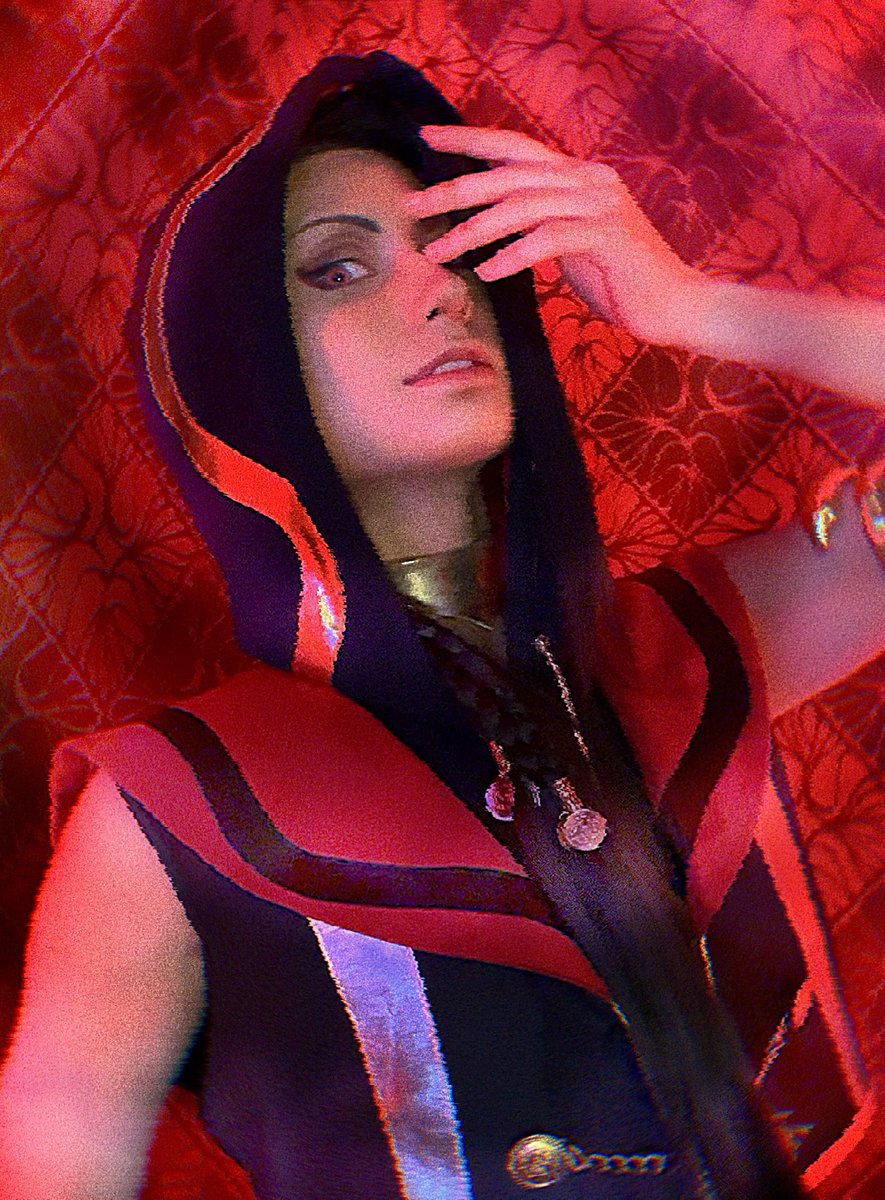 ele_cos_'s tweet photo. - 𝓼𝓷𝓪𝓴𝓮 𝔀𝓱𝓲𝓼𝓹𝓮𝓻 - https://t.co/QeIkvN6XyG