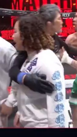 おってつこ tweet media