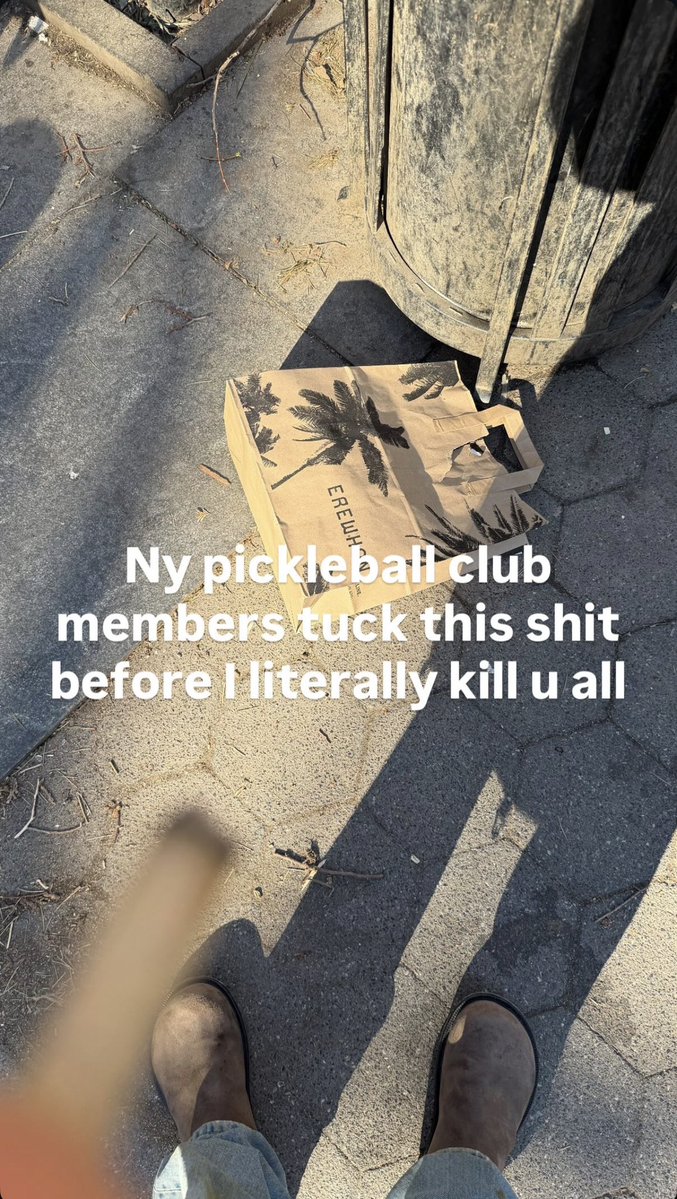 Dominic Fike Updates tweet media