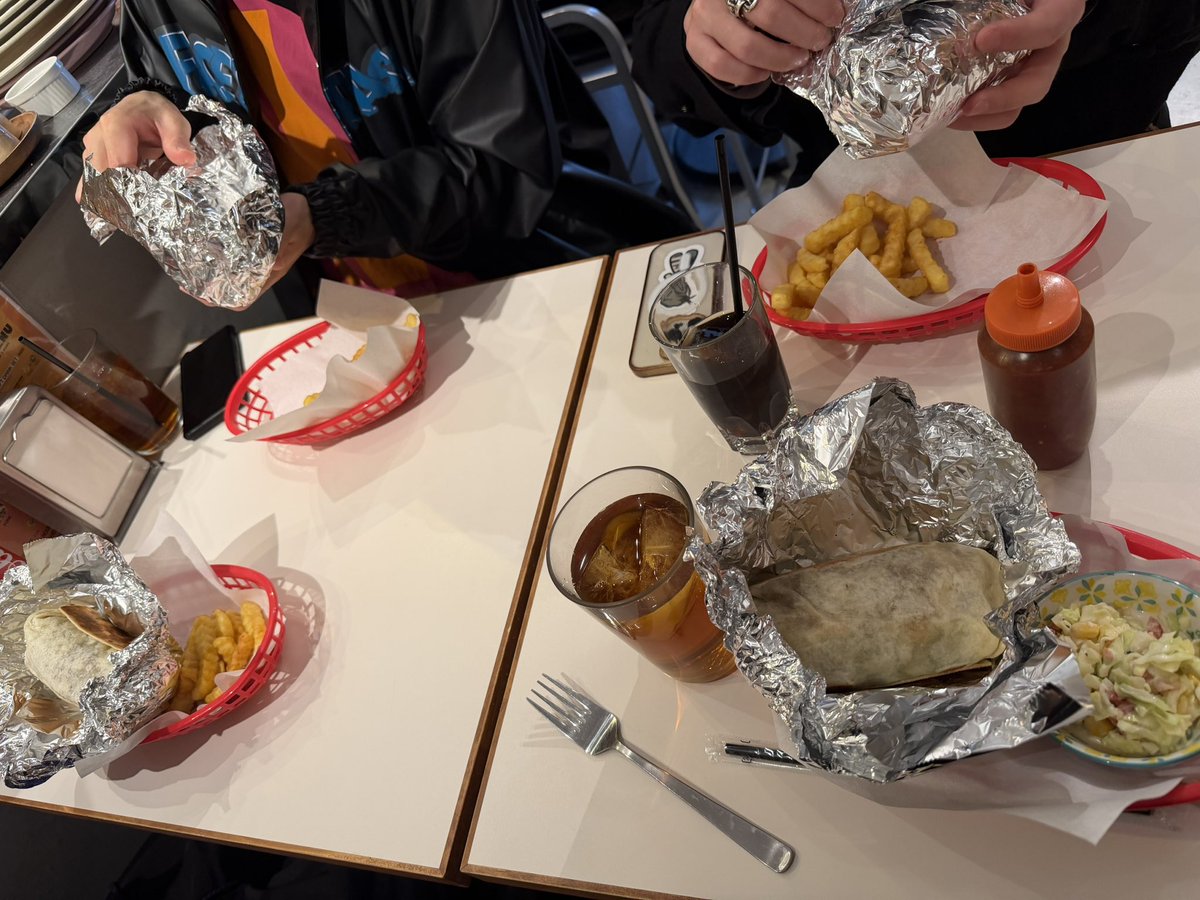 ワイパ tweet media