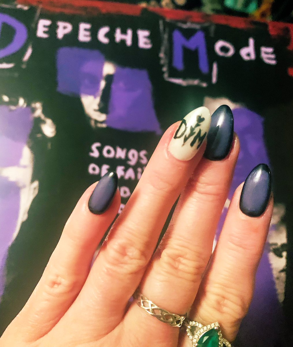 Karen Mode tweet media