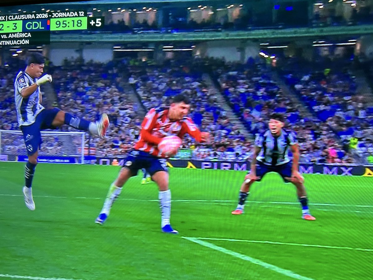 Edgar Romo🇫🇷 tweet media