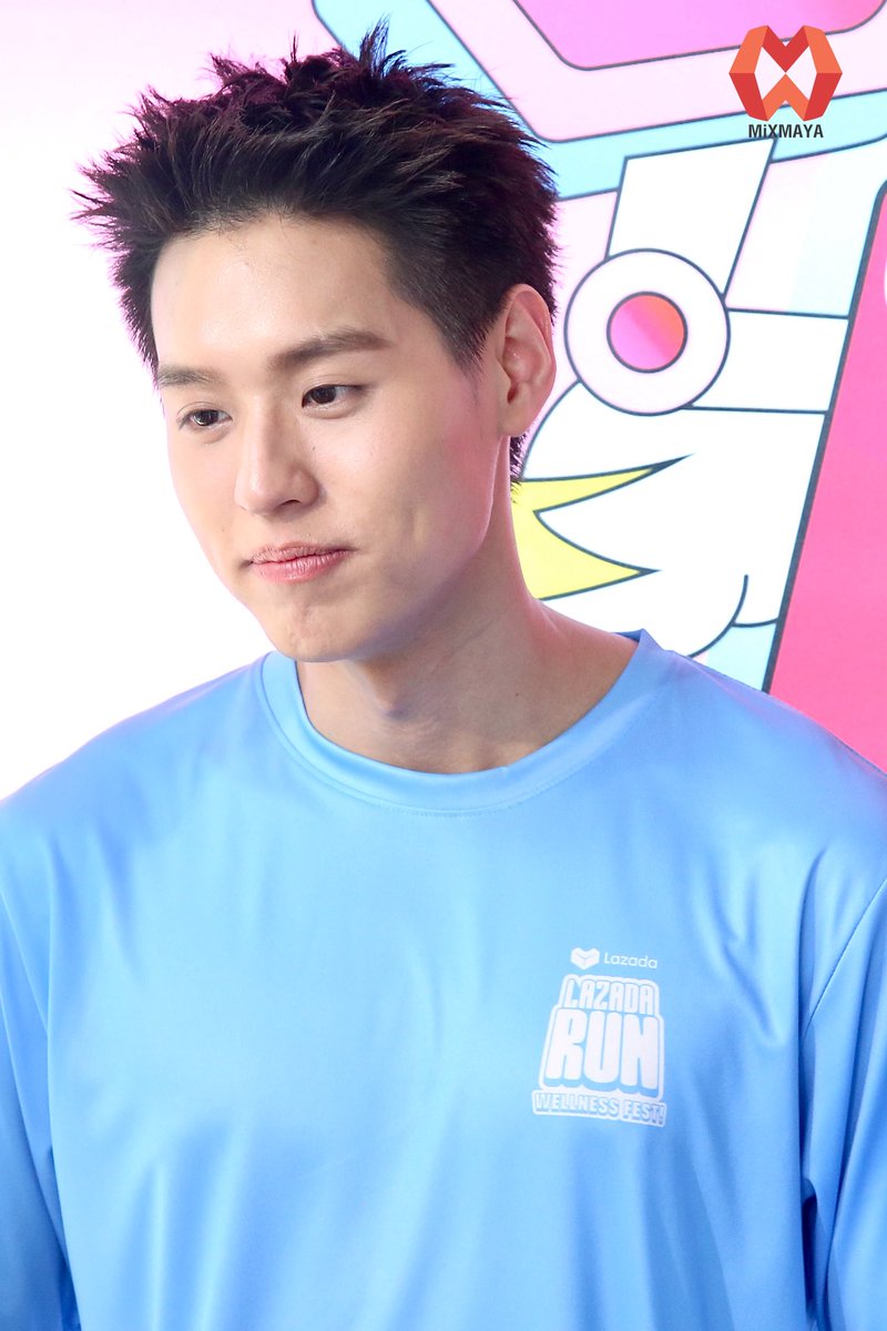 webmixmaya's tweet photo. ม่อนชิชิสุดหล่อ✨
“บิวกิ้น-พุฒิพงศ์” ช่วงสัมภาษณ์กับสื่อมวลชนใน ‘Lazada Run Wellness Fest’ ร่วมสร้างปรากฎการณ์ ‘Guinness world record’ ฉลองวันเกิดลาซาด้า 💙🩷

Lazada Run Wellness Fest

#LZDRunWellnessFest
#บิวกิ้นพีพี #bkpp
#bbillkin https://t.co/nhEj2FiqYY