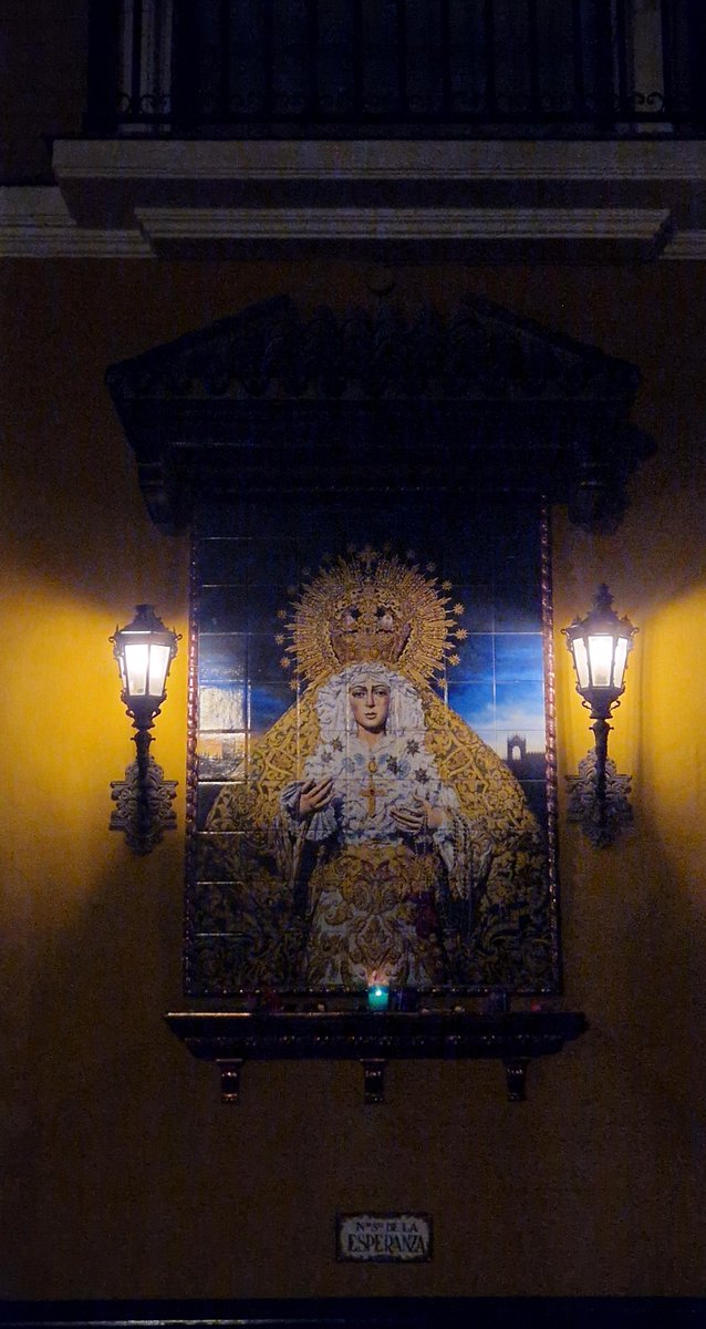 Qué privilegio de noche. 

No soy capaz de decir más.