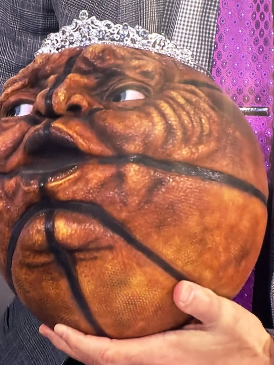 Sean Murphy tweet media