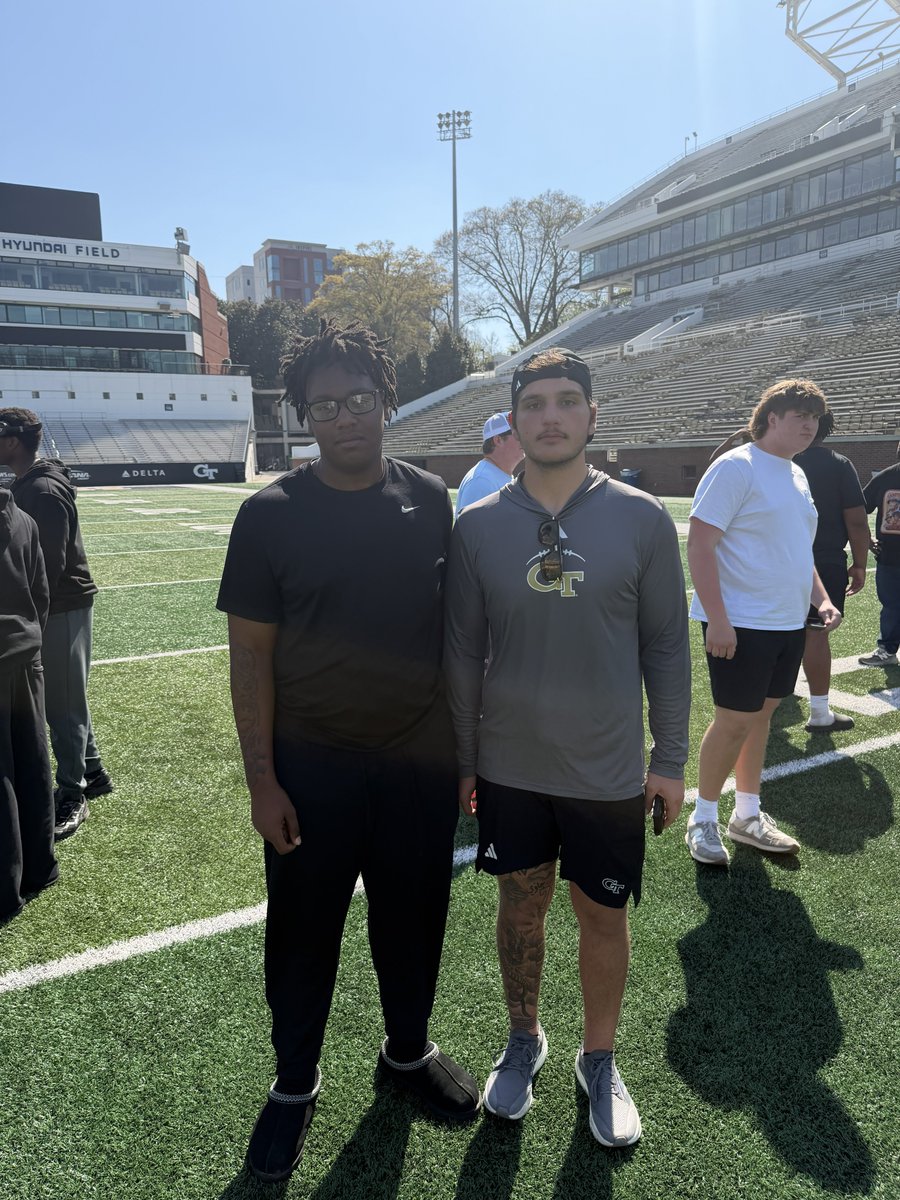 Kaiden Melvin C/O 2029 Ht: 6’3 Wt: 272lbs DL/OL tweet media