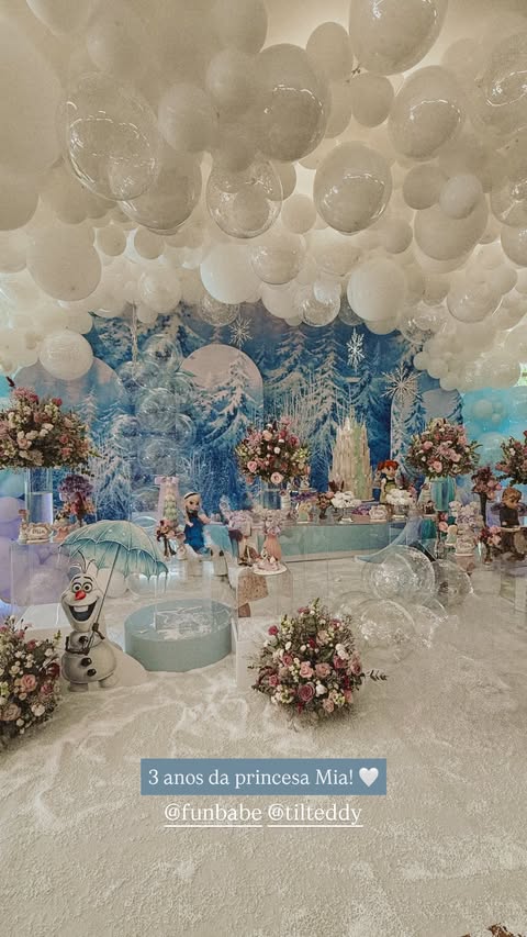 portallfunbabe's tweet photo. A decoraçao do niver da mia! #Miaday https://t.co/TJ0wymA0oN