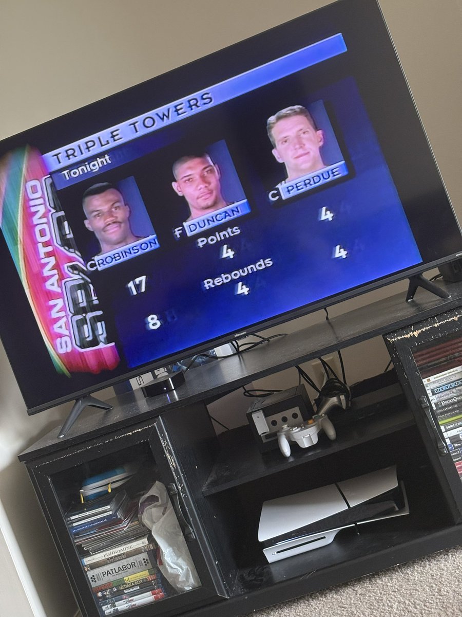 TheWolvesDen 🐌 tweet media