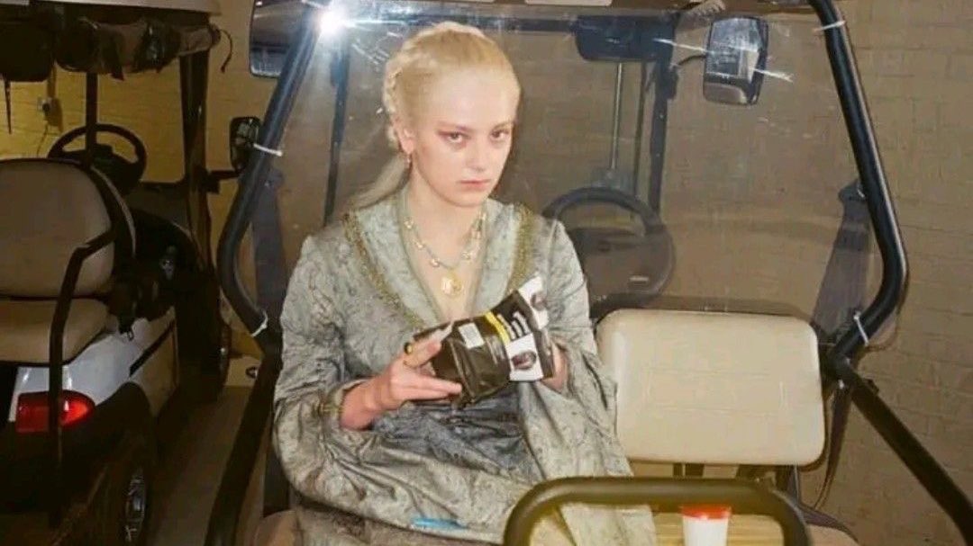 nadine (men dni) tweet media