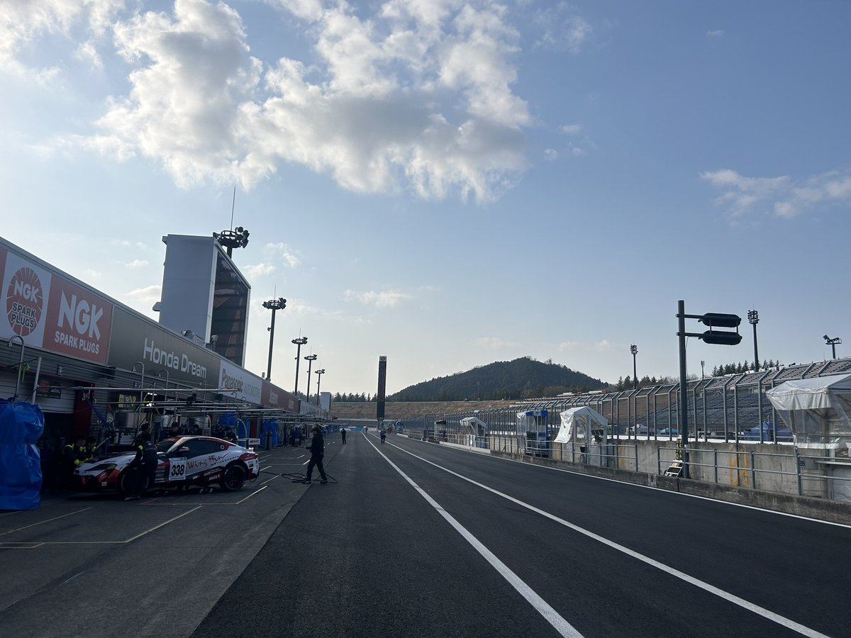 S耐チャレンジ前
モビリティリゾートもてぎ

#S耐チャレンジ #モビリティリゾートもてぎ #サーキット