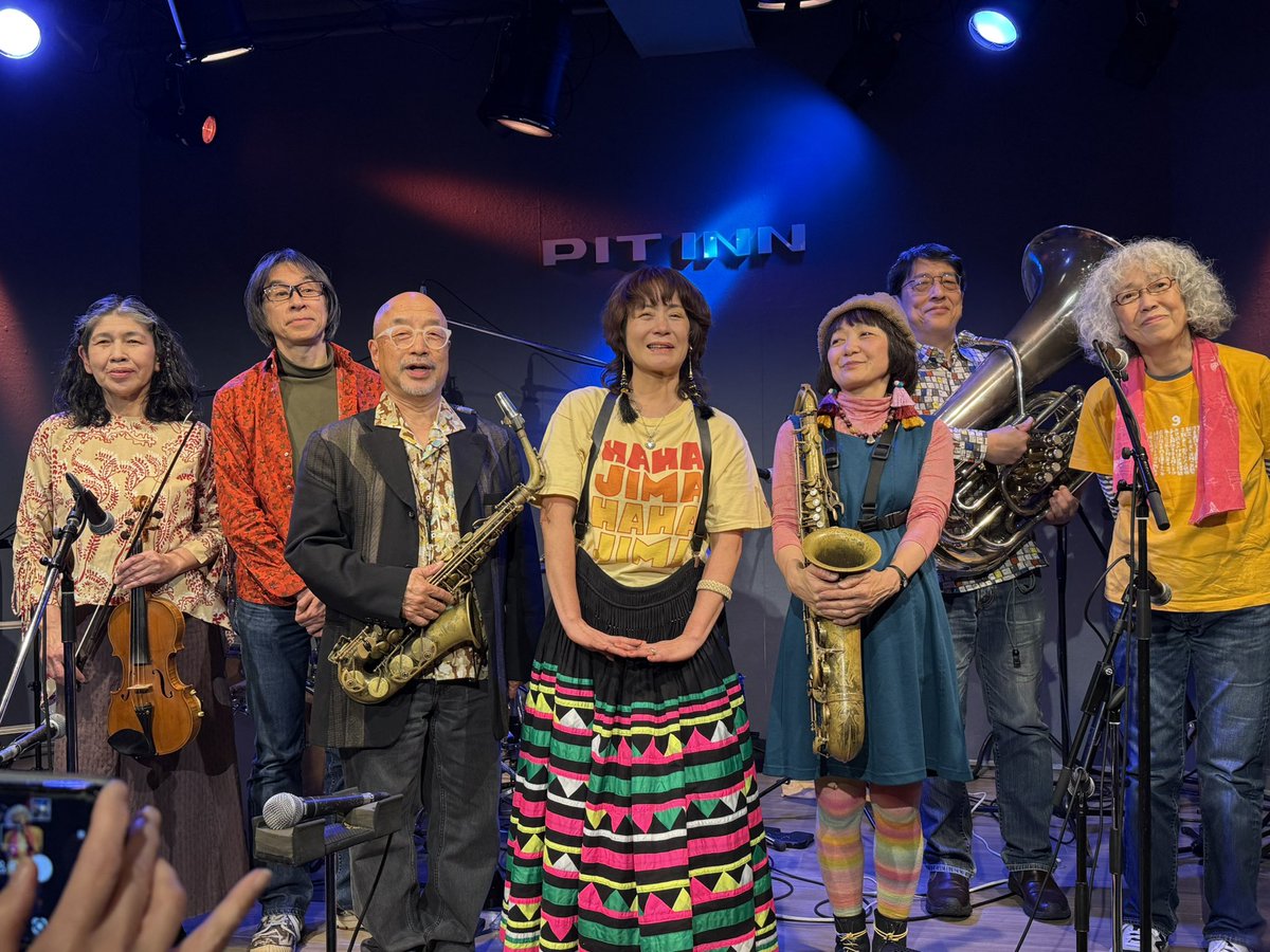 こじっさ tweet media