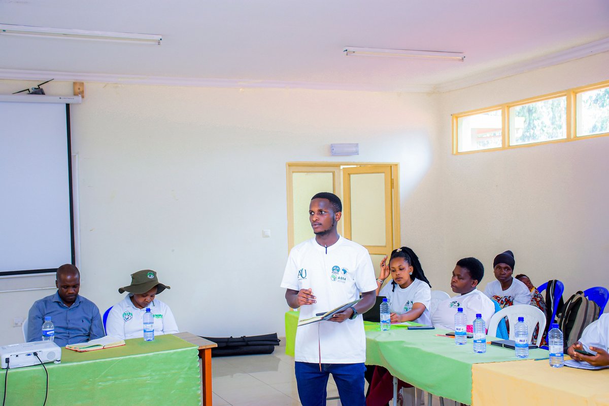 Health_PC's tweet photo. The Health Promotion Club  extends its sincere appreciation to @AGRIRESEARCHLtd   for the invitation to participate in the national workshop. It was a valuable opportunity to engage with extension practitioners and gain practical knowledge on digital tools to support farmers. https://t.co/WAyR5oGVXk
