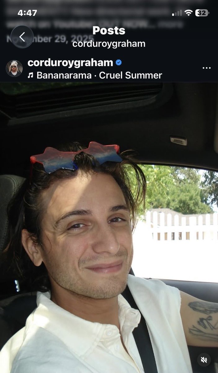 Billie Eilish red hair tweet media