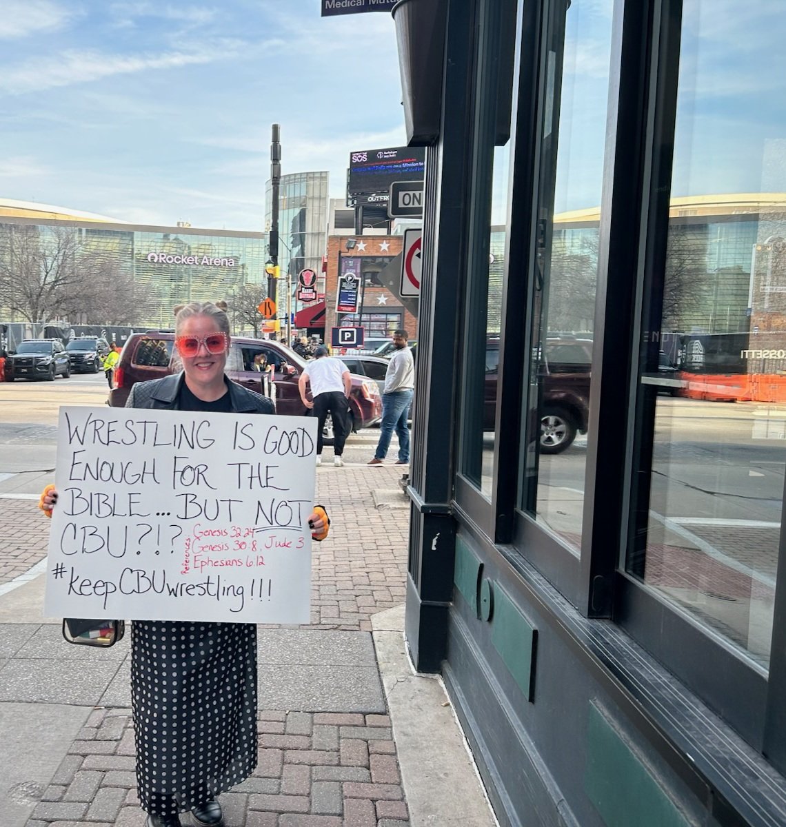 holly4okstate's tweet photo. Day 3, Session 6
#KeepCBUWrestling
And, as always, Let's gooooooooooo, @CowboyWrestling! 🧡🖤🧡
#NCAAWRESTLING
#MarchMatness
#PistolsFiring https://t.co/Dj8UfBVUDC