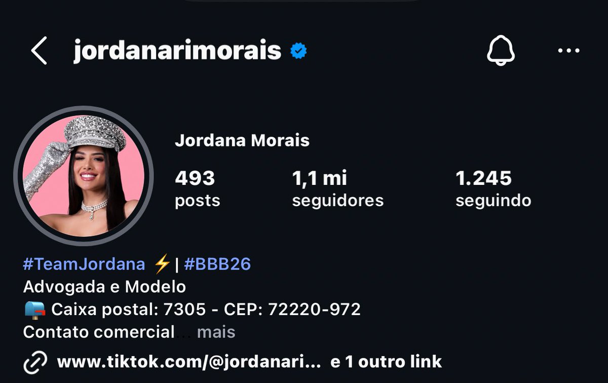 a l i c e tweet media