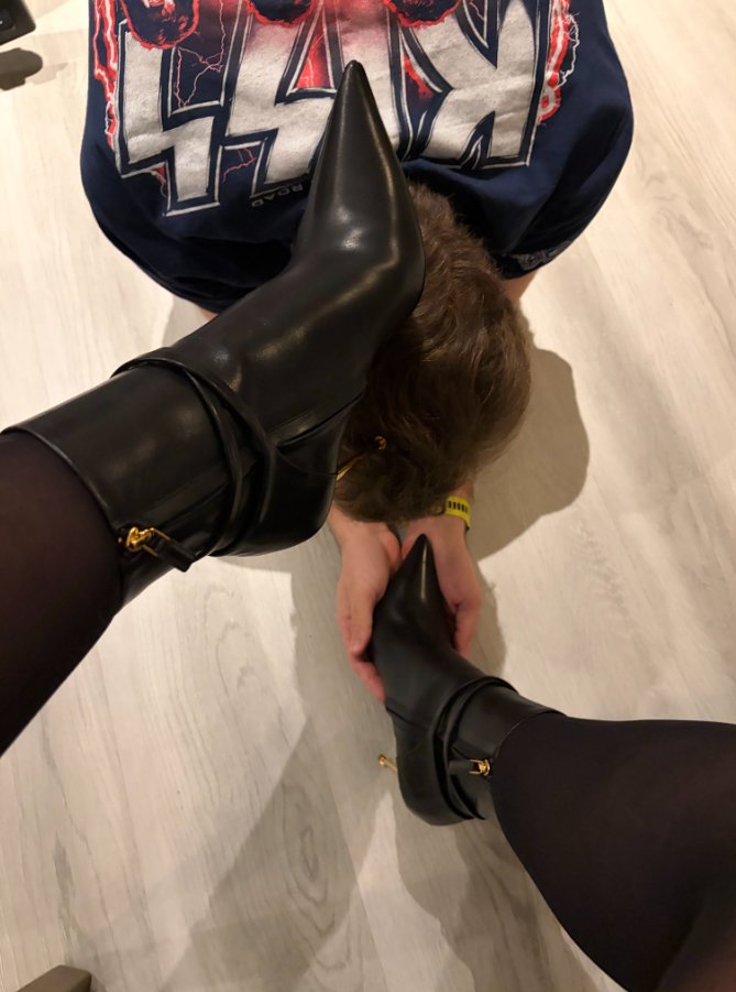 kiara 🧚♀️ tweet media