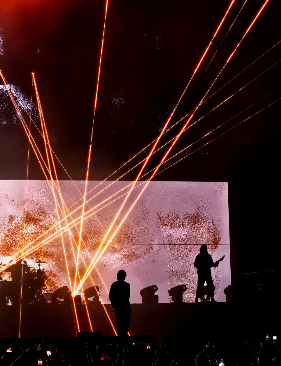 keep me in the dark k tweet media