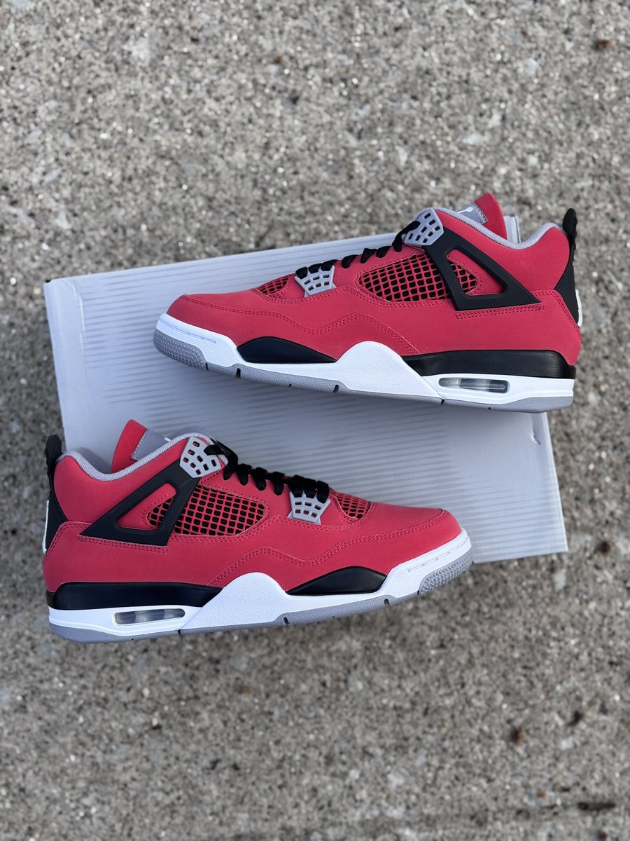 Unbreakable Kicks tweet media