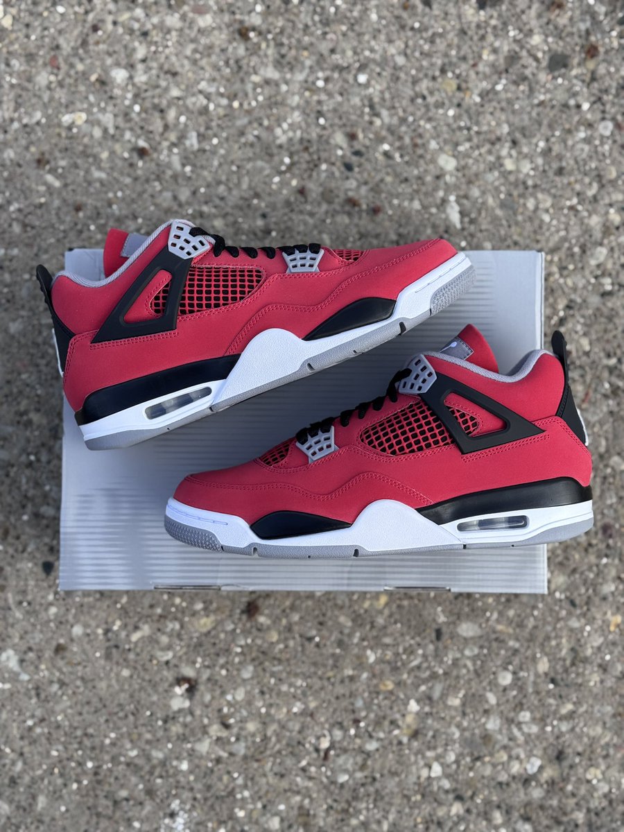 Unbreakable Kicks tweet media
