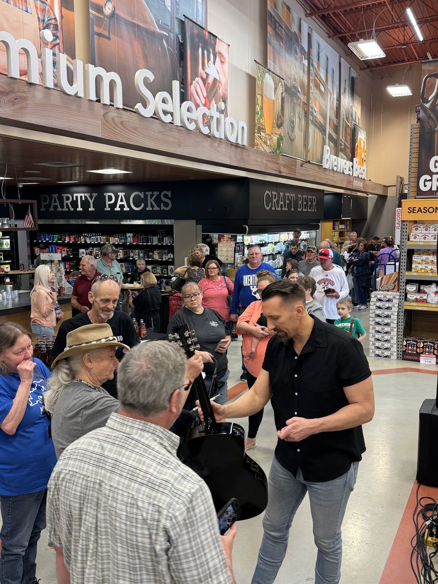 JD Shelburne tweet media