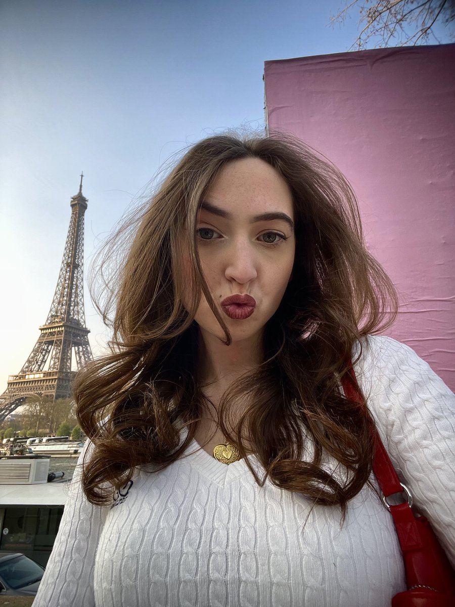 louna 🕯️ tweet media