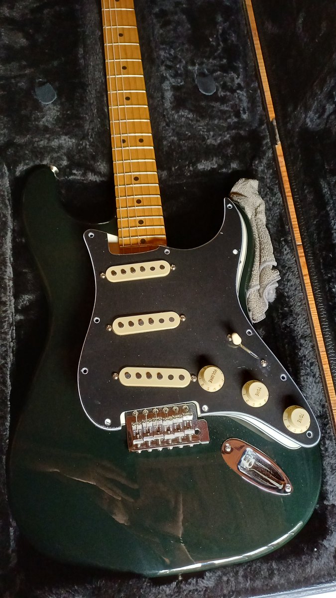 martin ⬜️🟥⚓️ 🎸 tweet media