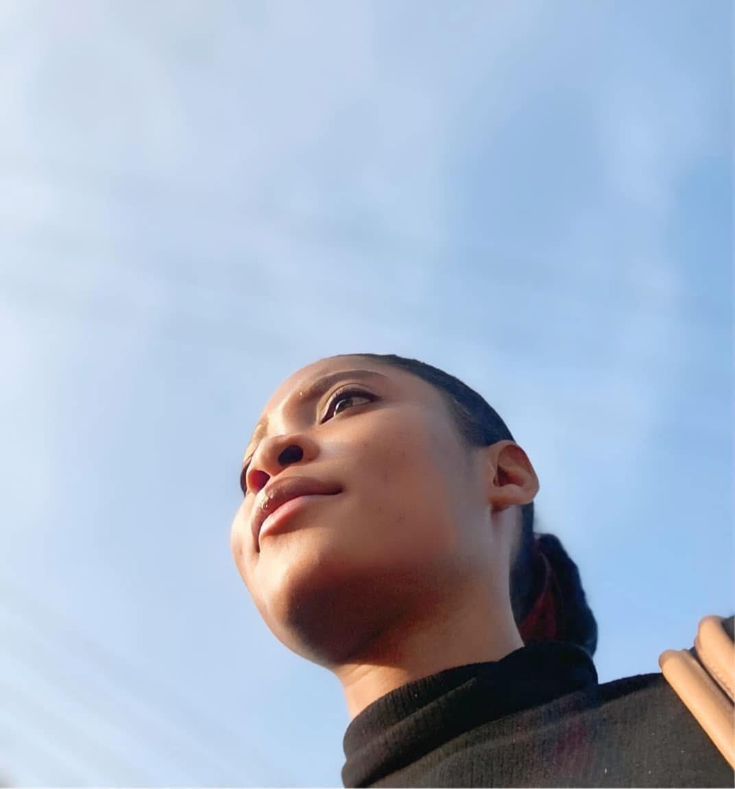 Theglowbalmo tweet media