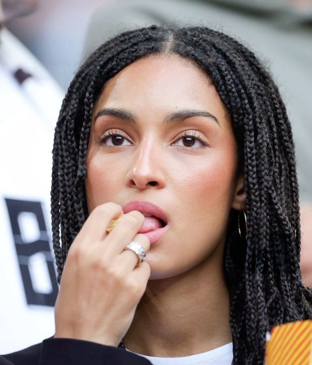 anneli 🪷 tweet media