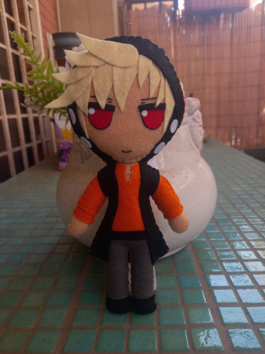 goldenarrow7778's tweet photo. Kano from #kagepro is finally done! 
I did the Yobanashi Deceive Ver. tyring to mantain the orange outline!

#vocaloid #kagerouproject https://t.co/zxAiBpj7Sg