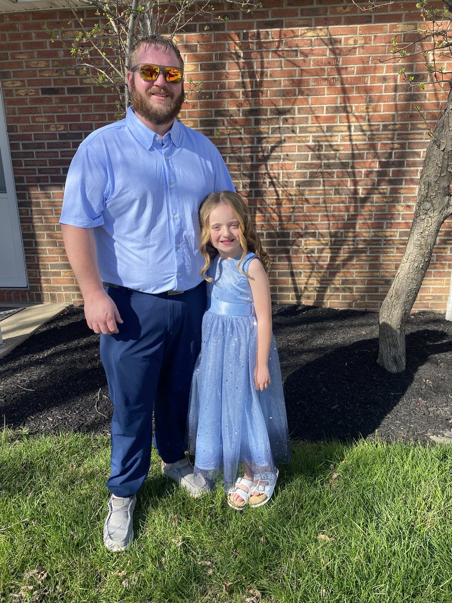 JTrel11's tweet photo. Father daughter dance. Thanks to Mount Orab police department!! My princess 👸 https://t.co/h0ZksicfXl