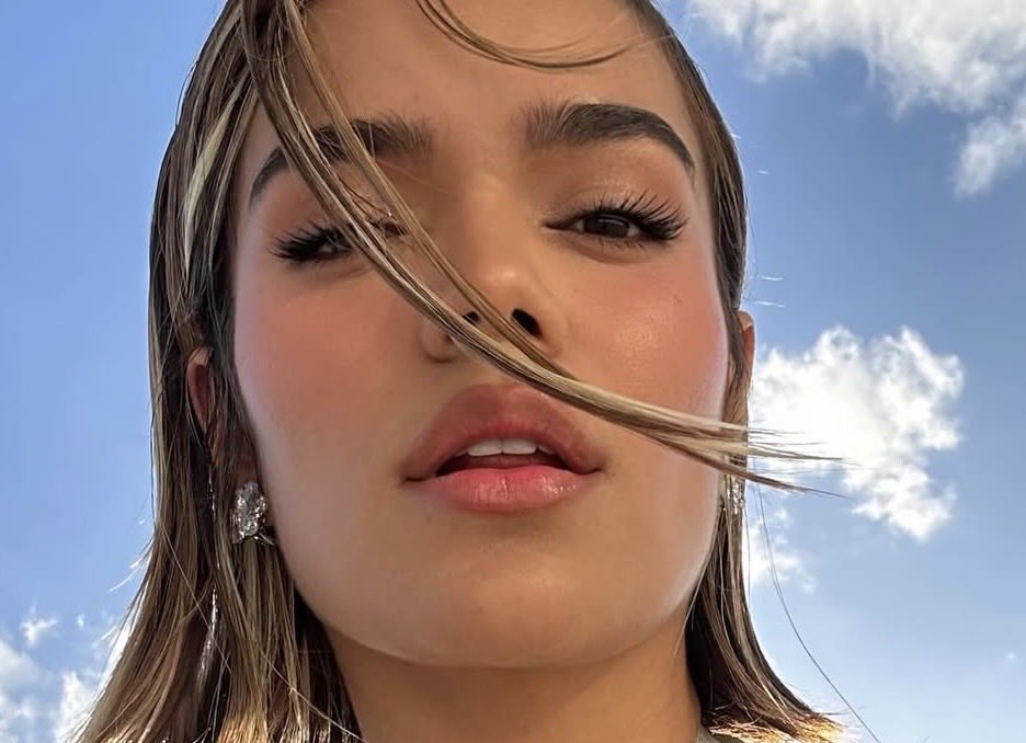 bella millonaria y poderosa 🛜 tweet media