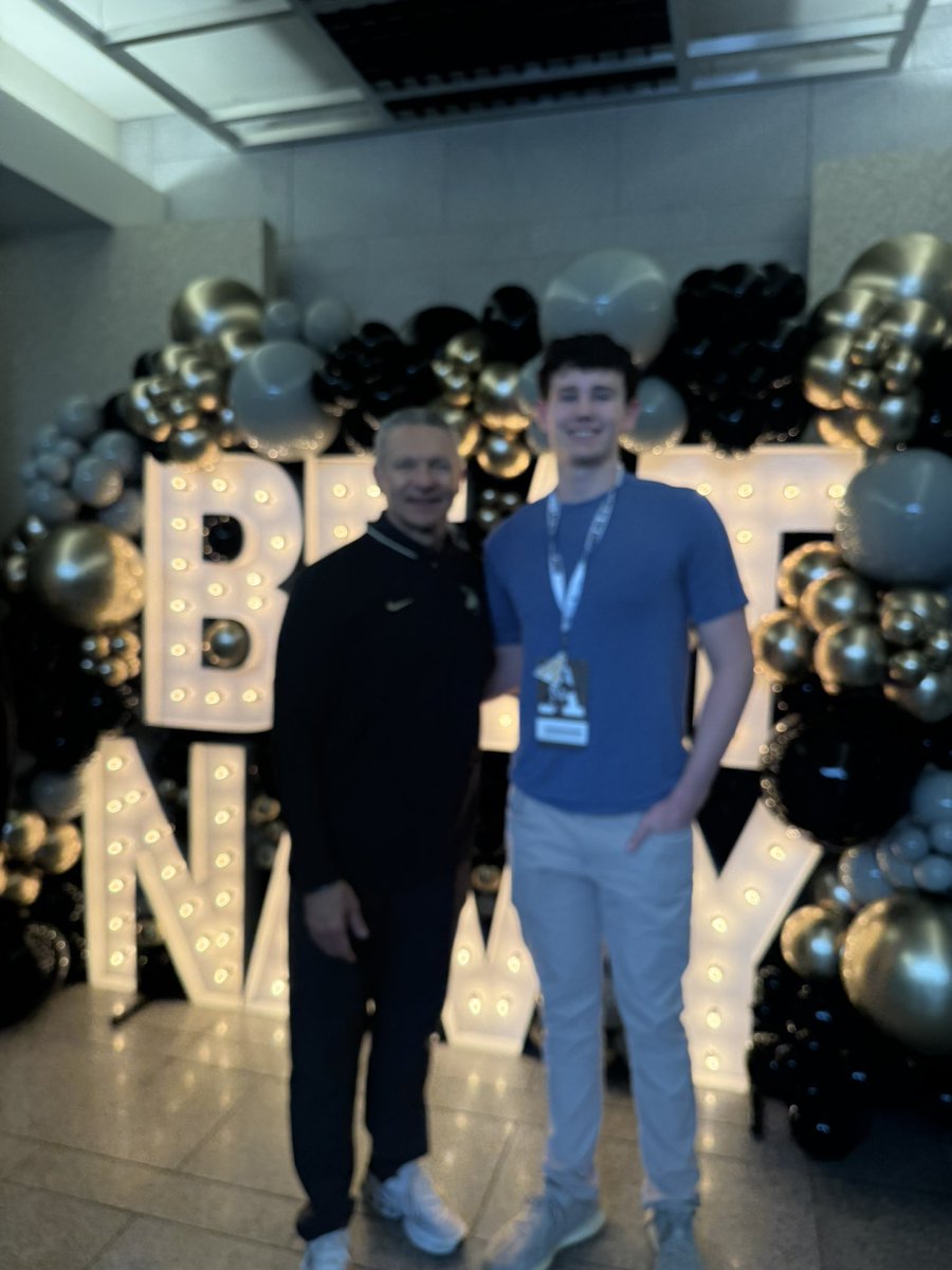 pflu96927's tweet photo. Had a great time at @ArmyWP_Football this weekend! Grateful for the opportunity to learn more about the program and experience the Black Knight culture. Thank you to all the staff who made it possible!! #AGTG
@CoachJeffMonken @Coach_romero18 
@CoachHolt67 @LexCathFootball @LexCathSports @LexCath_BBall