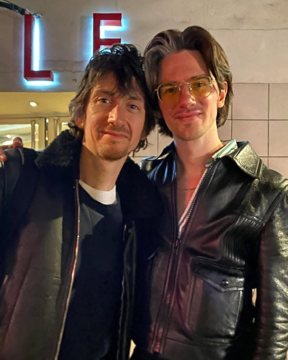 Arctic Monkeys Archive tweet media