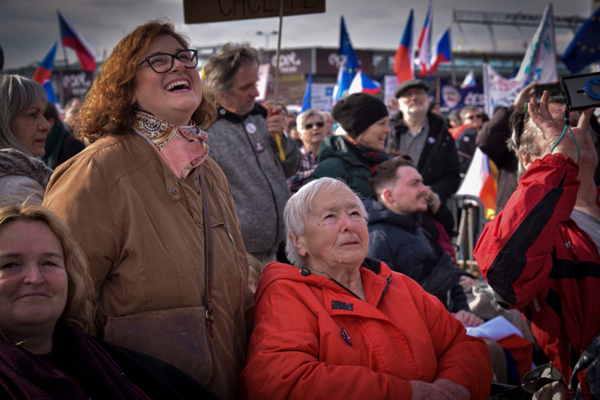 Milada Střítezská - Ilusie tweet media