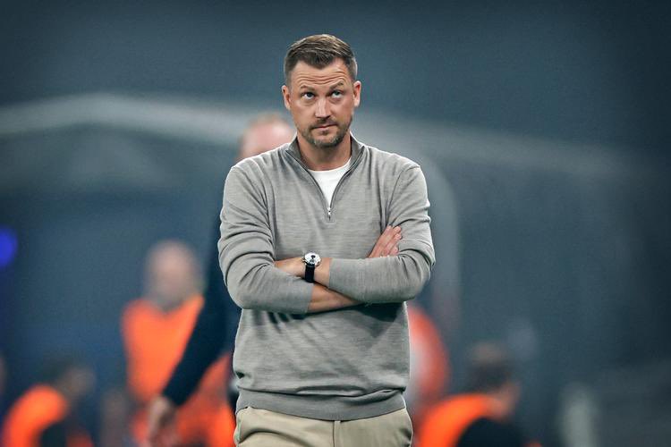 FCK FRA SIDEN tweet media