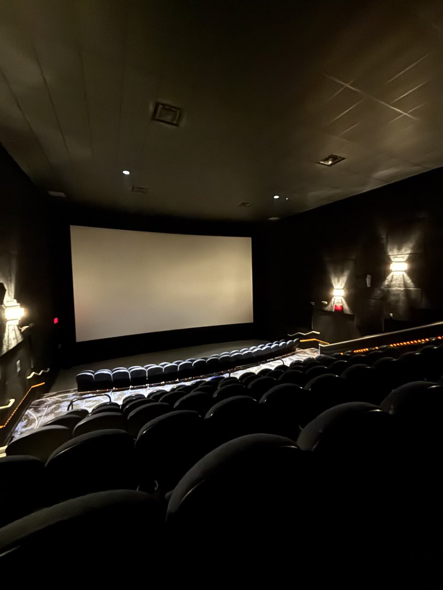 mizzy⋆。°✩ tweet media