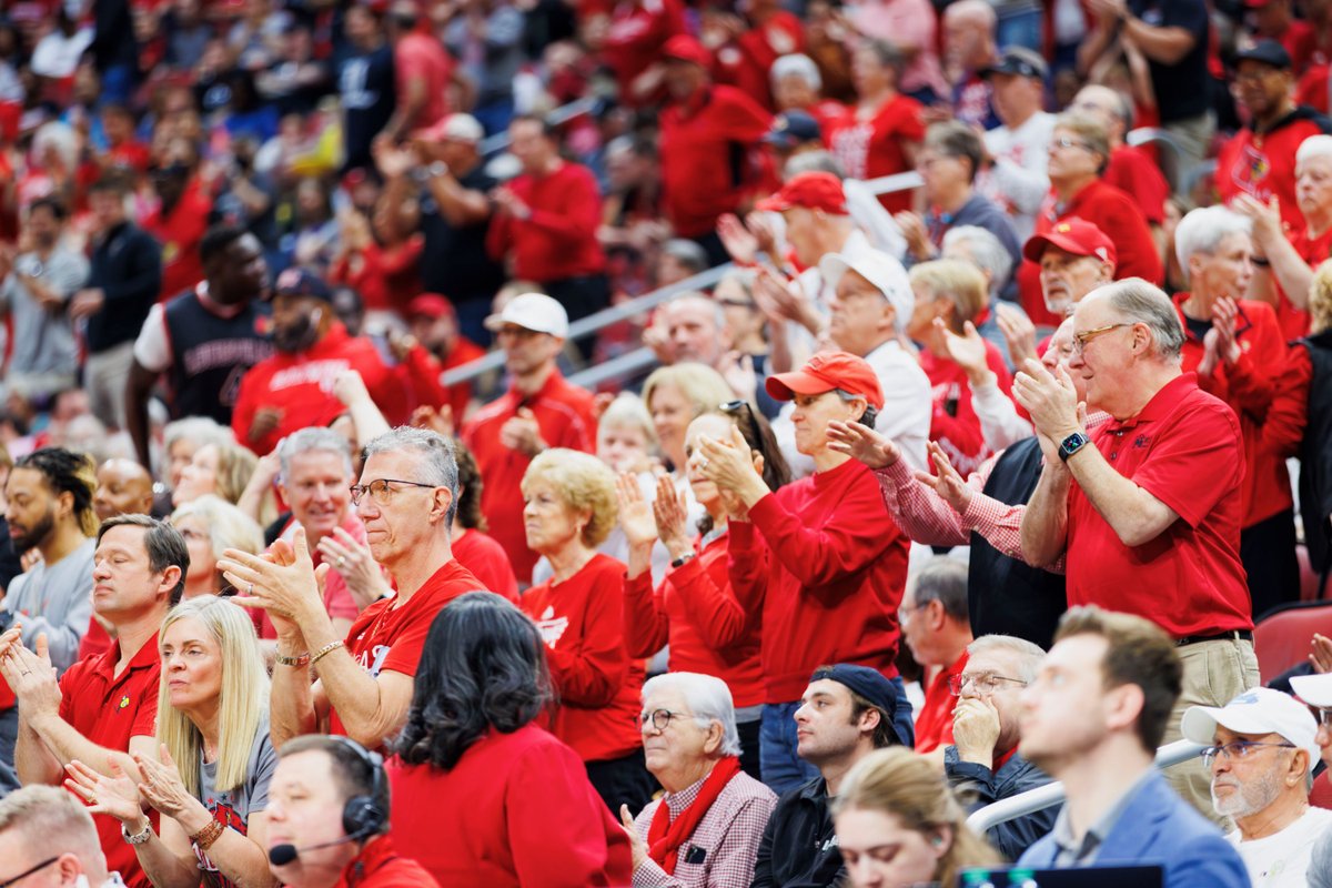 Louisville Athletics tweet media