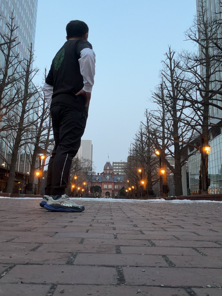 まこりん tweet media