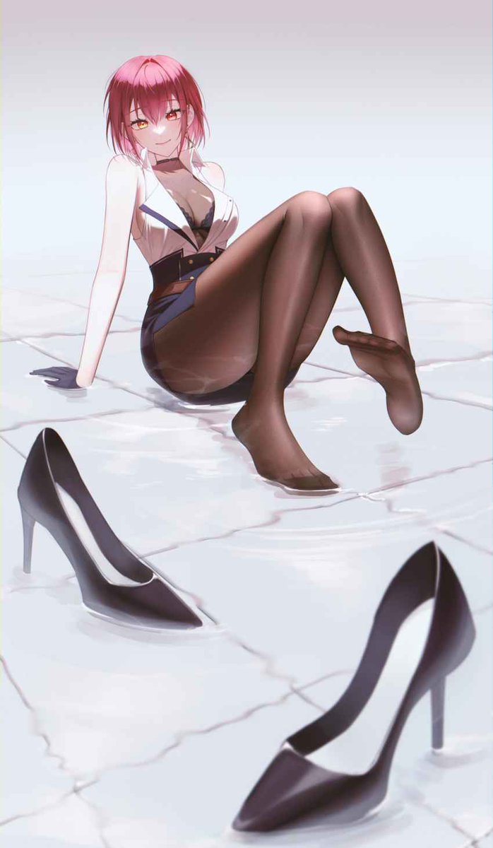 LLyra24's tweet photo. Hurry pup~

Fetch my heels~

Remember to use your mouth~

Thats it~

No hands allowed~

Now lick them both clean and put them back on my feet~

Let the smell guide you back to where you belong~

Right under my toes~

Fufu~

Thats it~

Good puppy🤭 https://t.co/x9HuAAKOvA