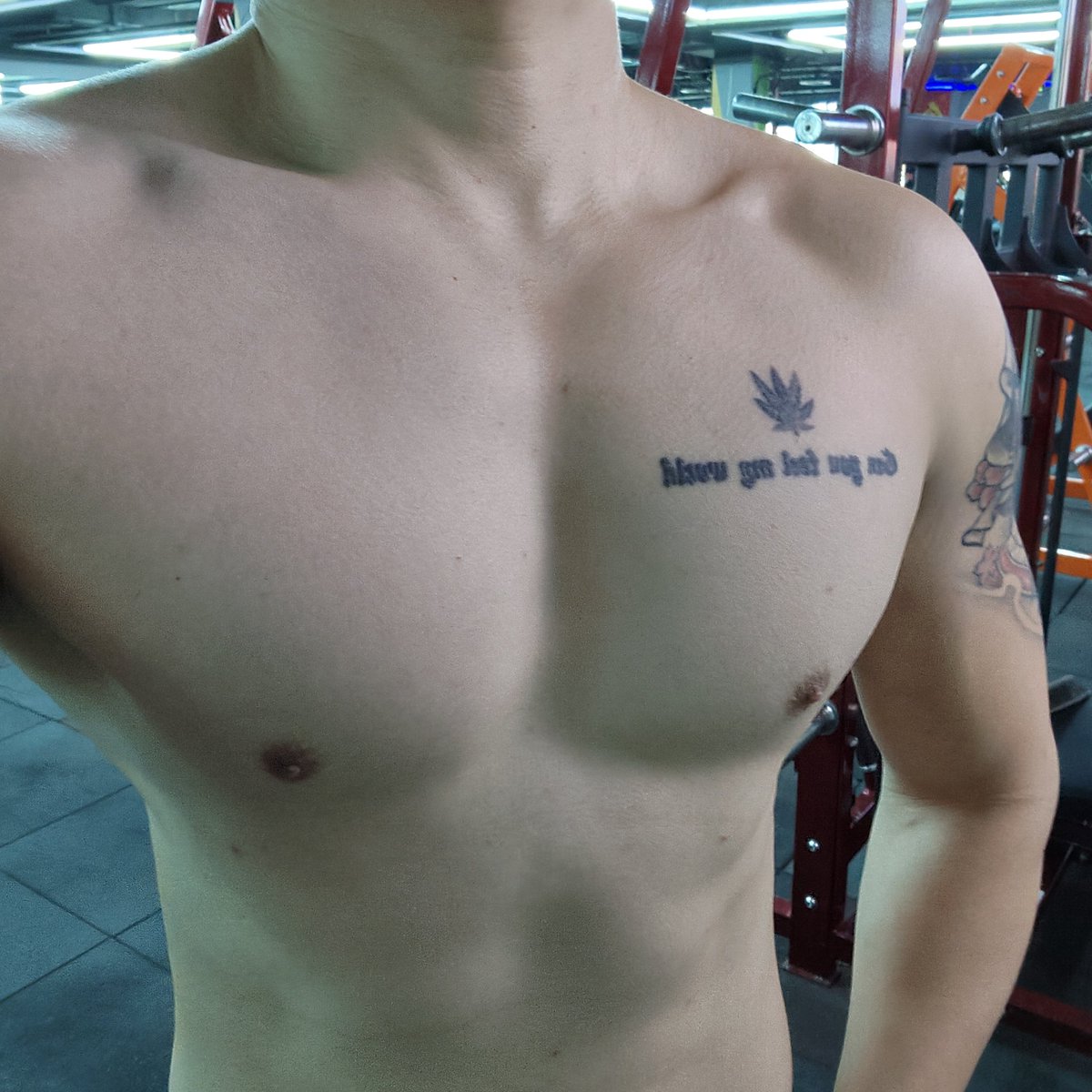 济南阿伟（找夫妻，单女） tweet media