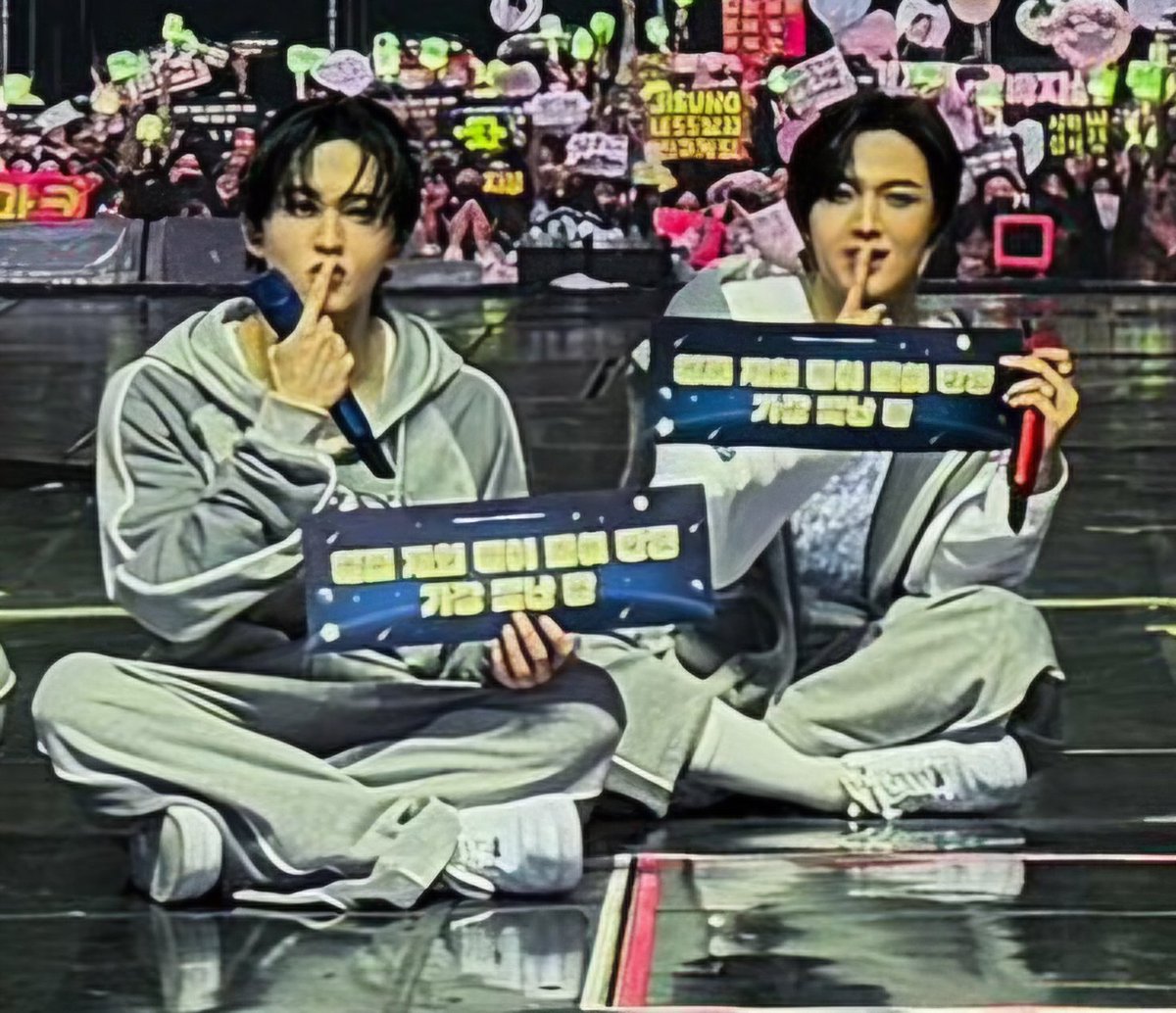 Markhyuck Pics 🐯♡🐻 tweet media