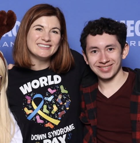 Agent Random tweet media