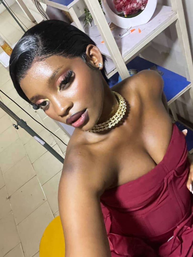 certified lover girl💫 tweet media