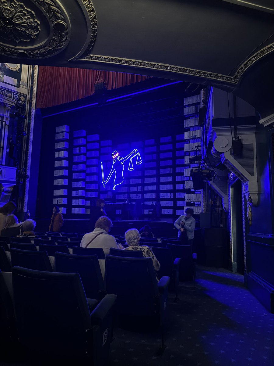 ἀταραξία tweet media